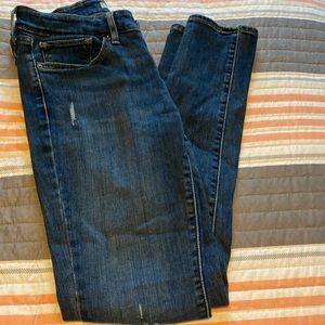 Levi distressed jeans